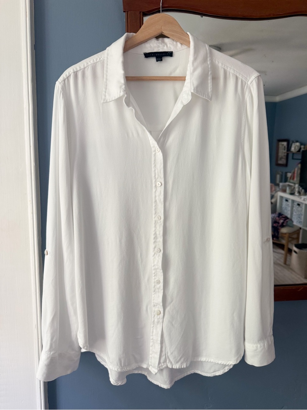 Jane & Delancey white button-down shirt